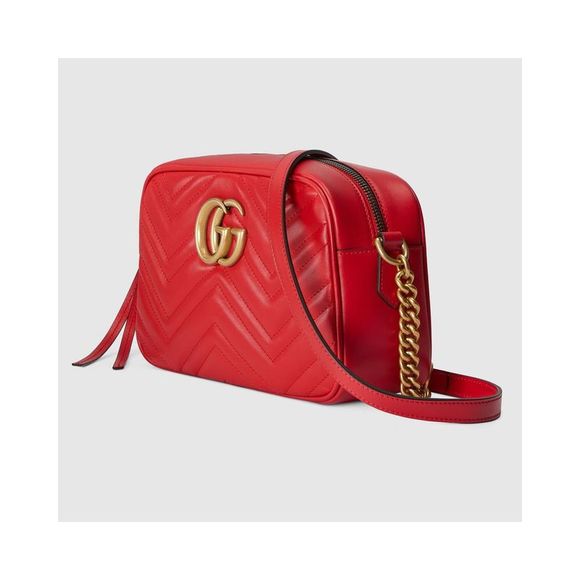 Gucci Quilted Chain Shoulder Bag with Double G Detail - Picture 4 of 6